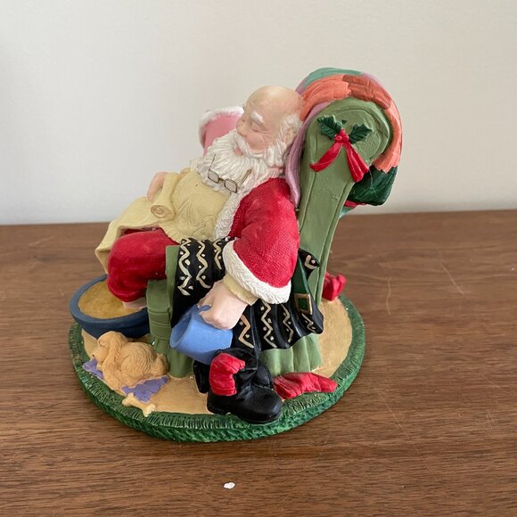 Santa's Best Classic Collectables Figurine Christmas Checking List 1991 Napping - Picture 8 of 14